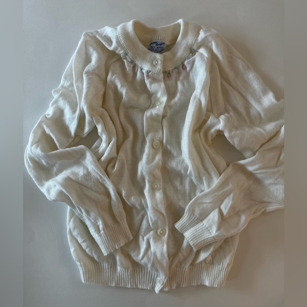 Vintage Julius Berger Girls Knit Cardigan Sweater, White, Flowers On Collar